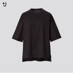 J+ Uniqlo boxy cotton tee (black)
